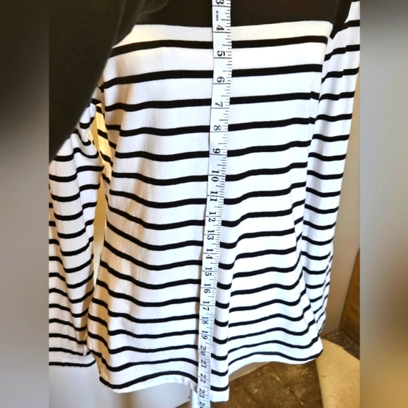 Columbia Sport Size L. Long Sleeve Omni Wick Top - Picture 7 of 8